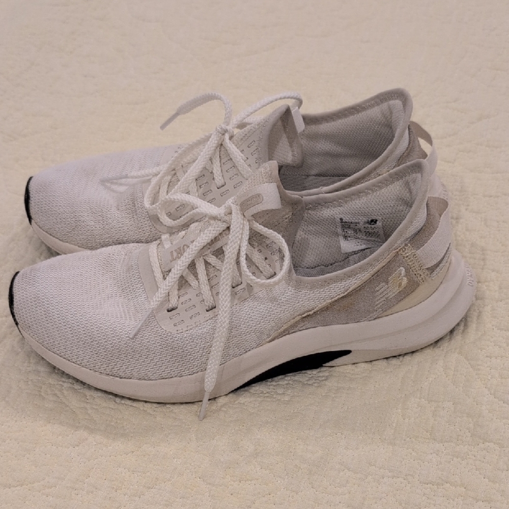 New Balance Women's White Knit Athletic Sneakers with Subtle Beige Accent